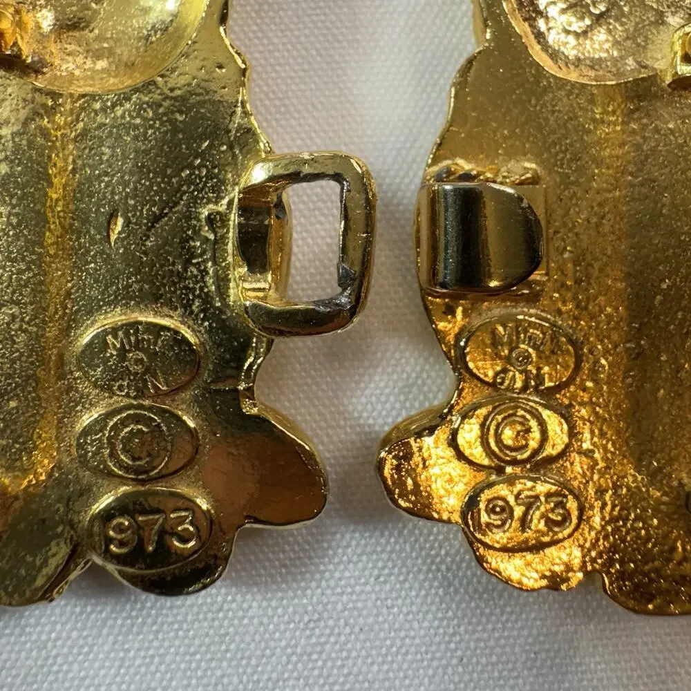 Mimi Di N Gold Tone Cat Belt Buckle Interlocking 1973 Stamped